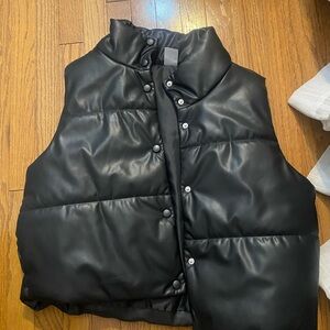 No Boundaries Black Puffer Vest